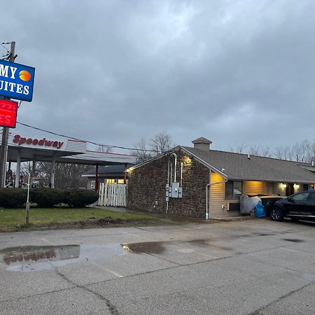 Economy Inn & Suites Ashtabula Dış mekan fotoğraf