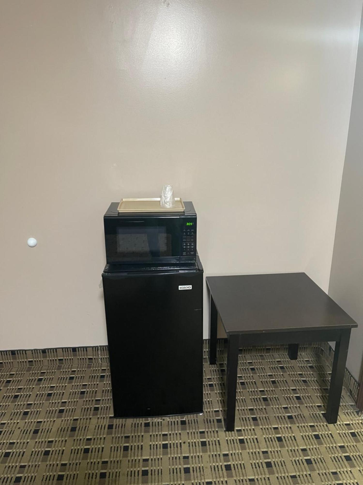 Economy Inn & Suites Ashtabula Dış mekan fotoğraf