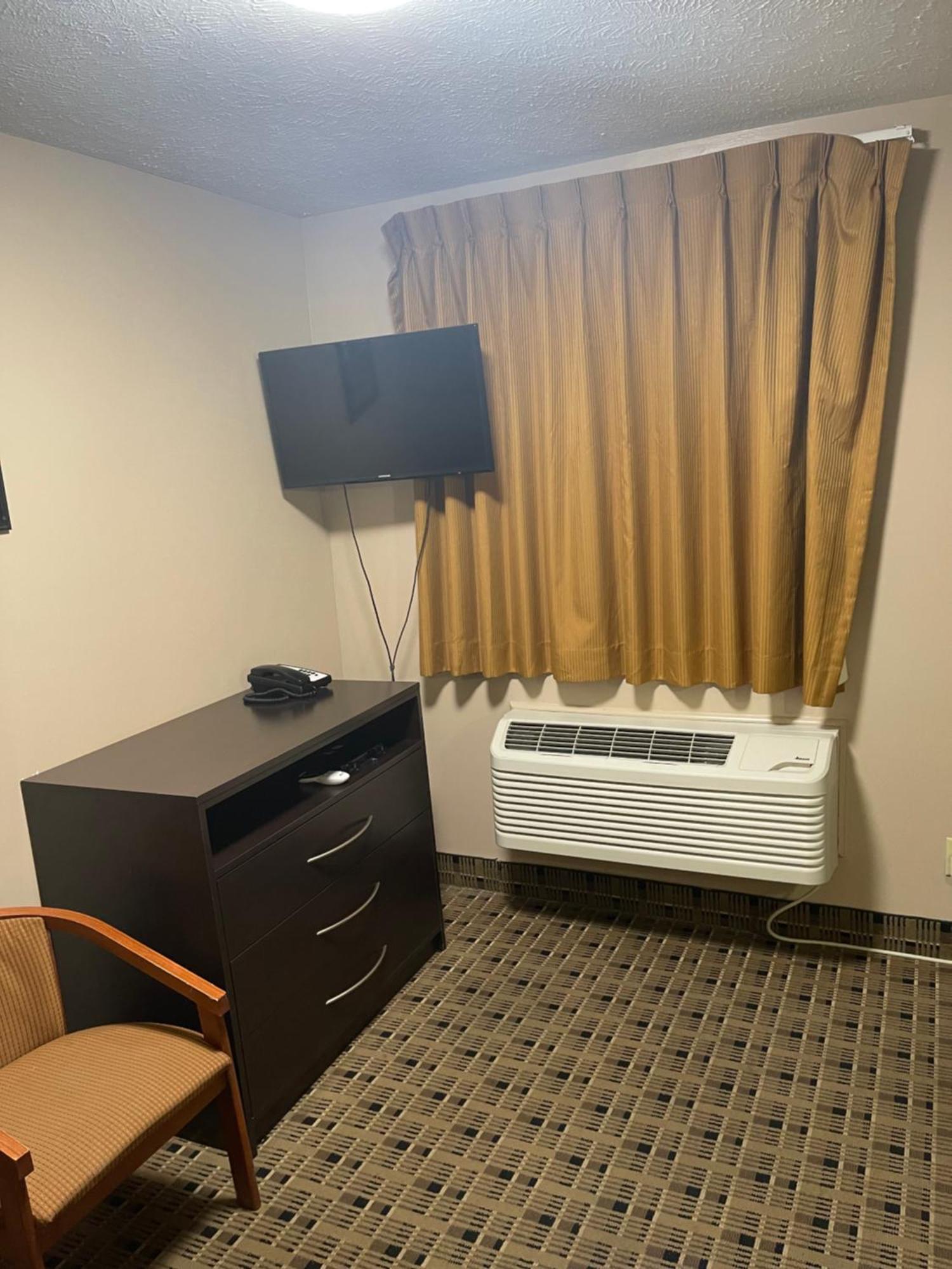 Economy Inn & Suites Ashtabula Dış mekan fotoğraf