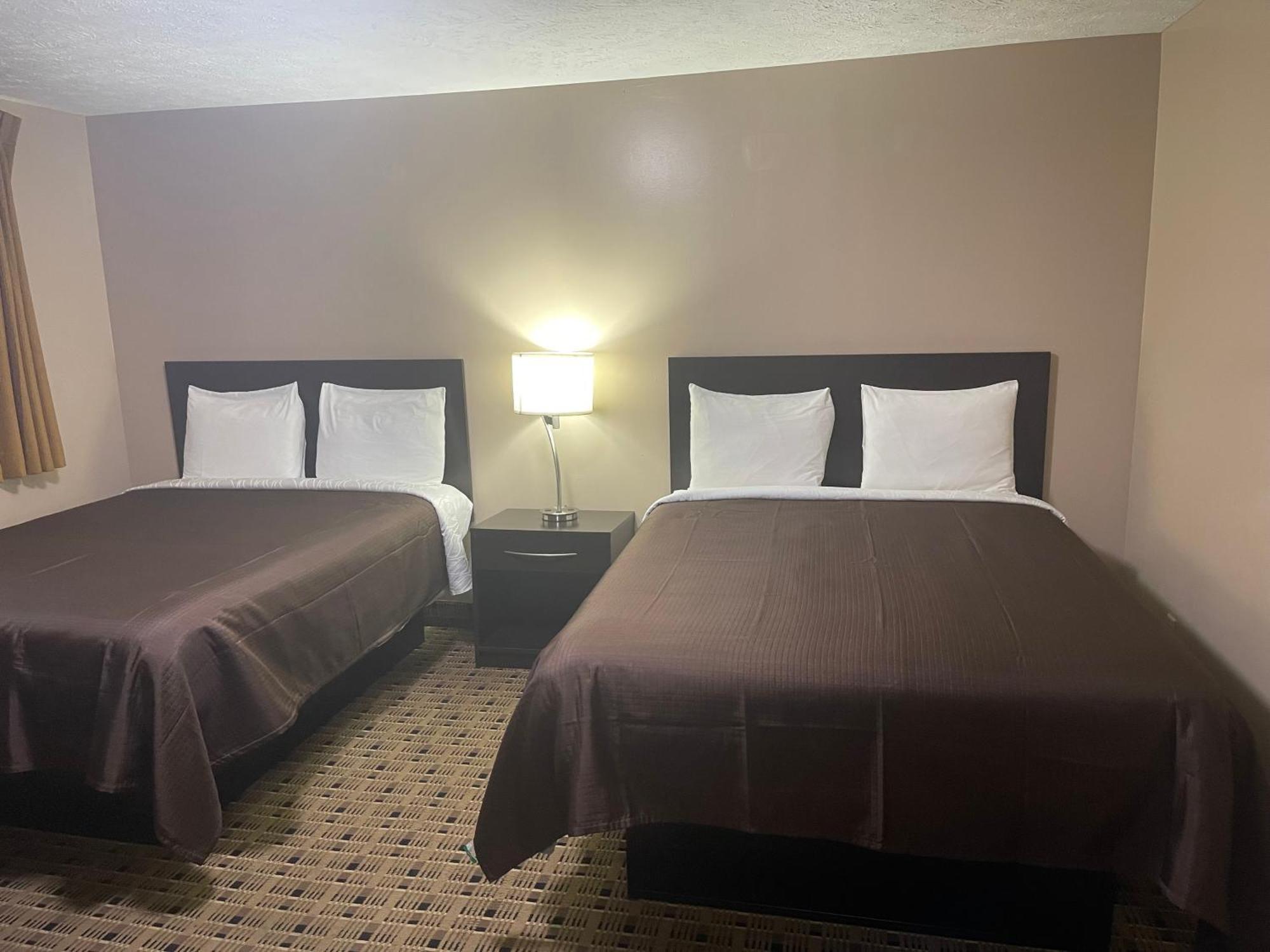 Economy Inn & Suites Ashtabula Dış mekan fotoğraf