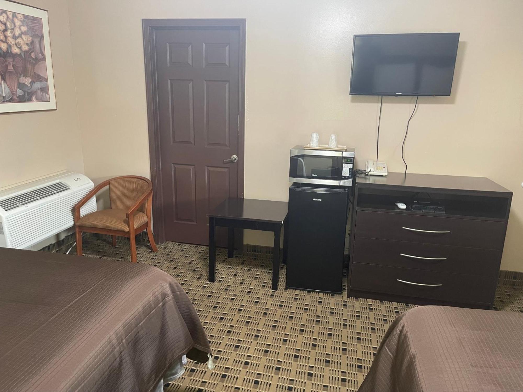 Economy Inn & Suites Ashtabula Dış mekan fotoğraf